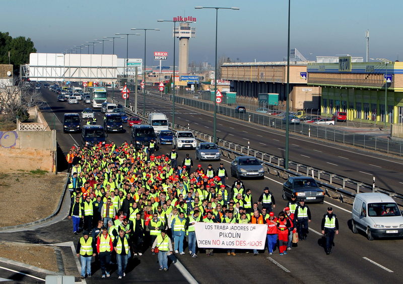 Los trabajadores y trabajadoras de Pikolin, continuan con las movilizaciones