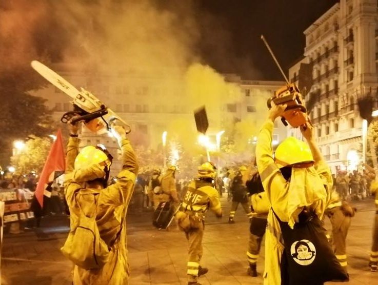 Exigimos al Gobierno español la aplicación inmediata de la ley básica de bomberos forestales